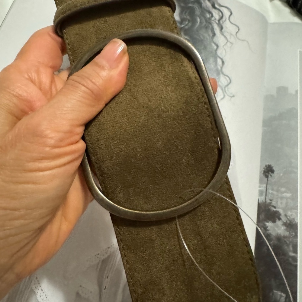 New / Banana Republic Factory vegan suede olive Green and antique tone Belt